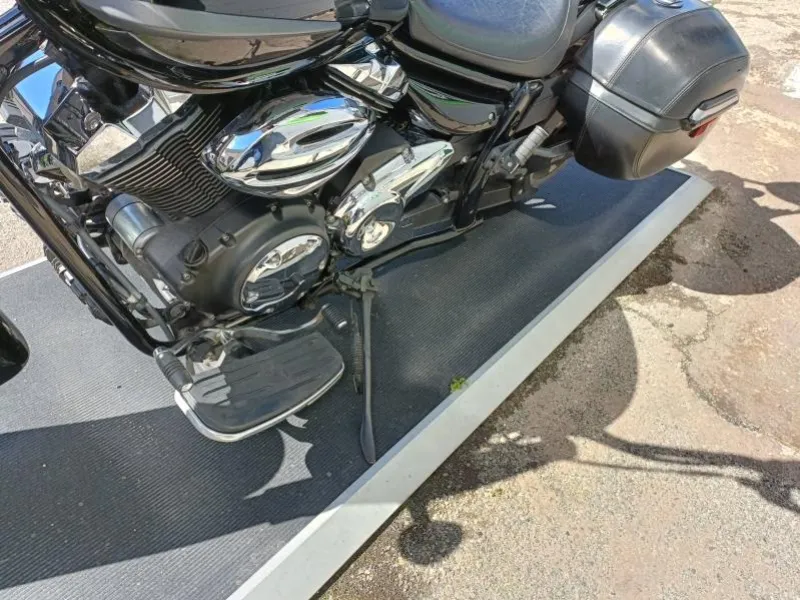 YAMAHA 950 A Midnight Star VALISES SISSI BAR REVISEE