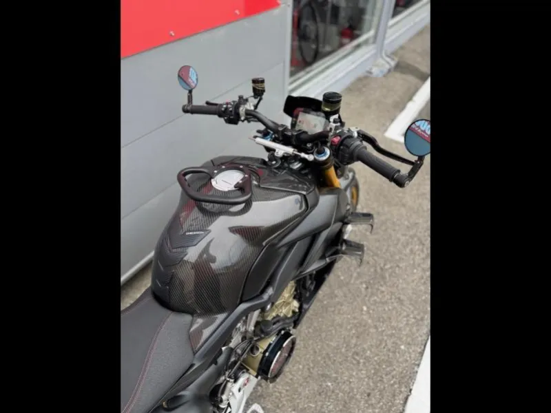 DUCATI 1103 Streetfighter V4 S