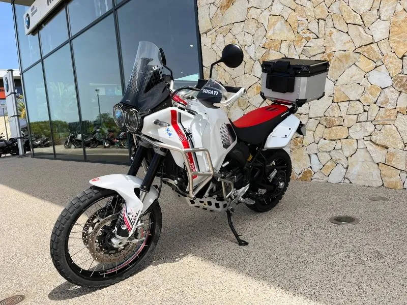 DUCATI 937 avec option
