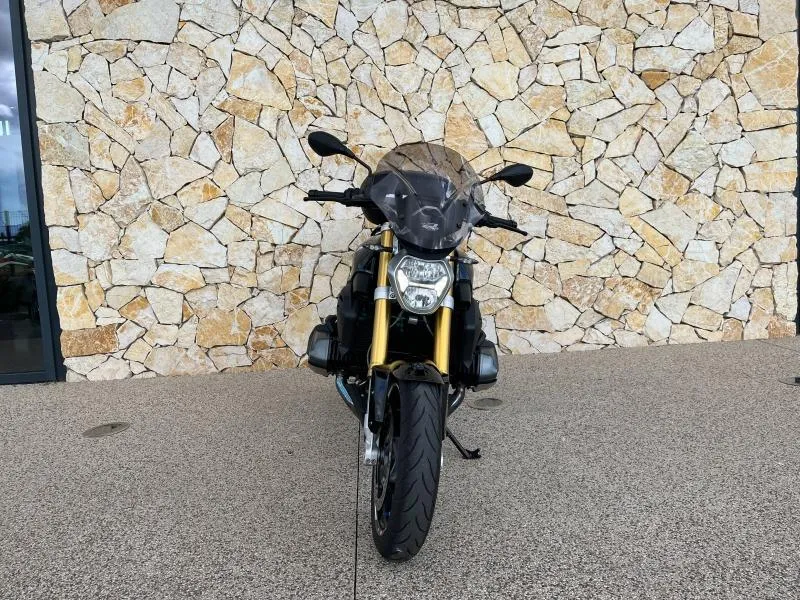 BMW 1250 R full pack + options