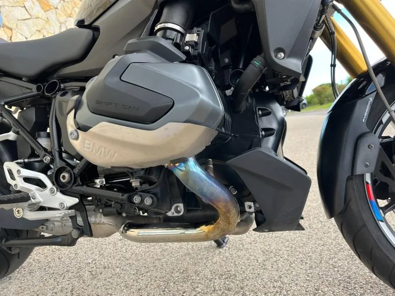 BMW 1250 R full pack + options