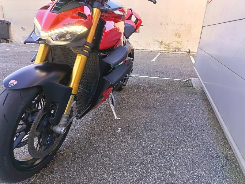 DUCATI 1103 Streetfighter V4 S 2023