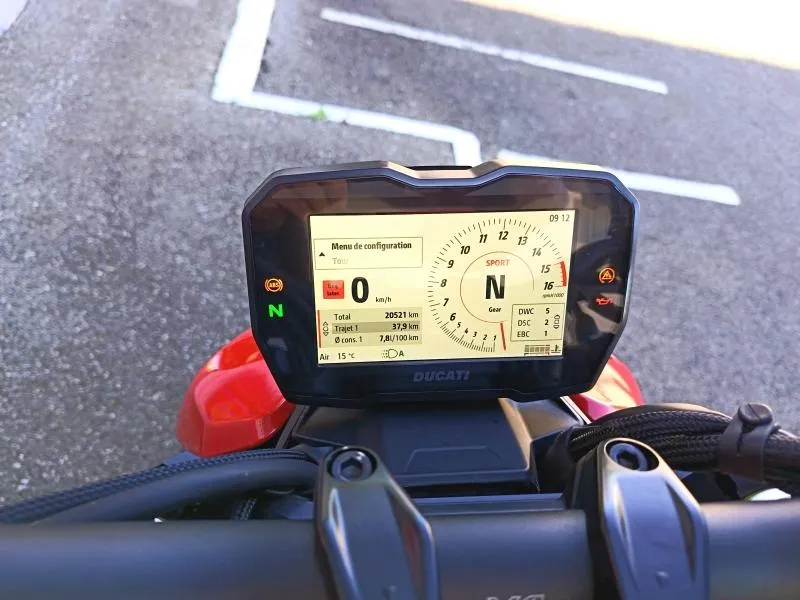 DUCATI 1103 Streetfighter V4 S 2023