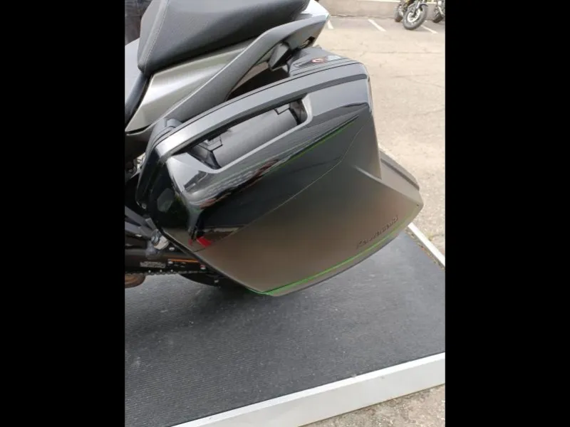 KAWASAKI NINJA 1000 SX TOURER +SILENCIEUX ARROW 1ER MAIN