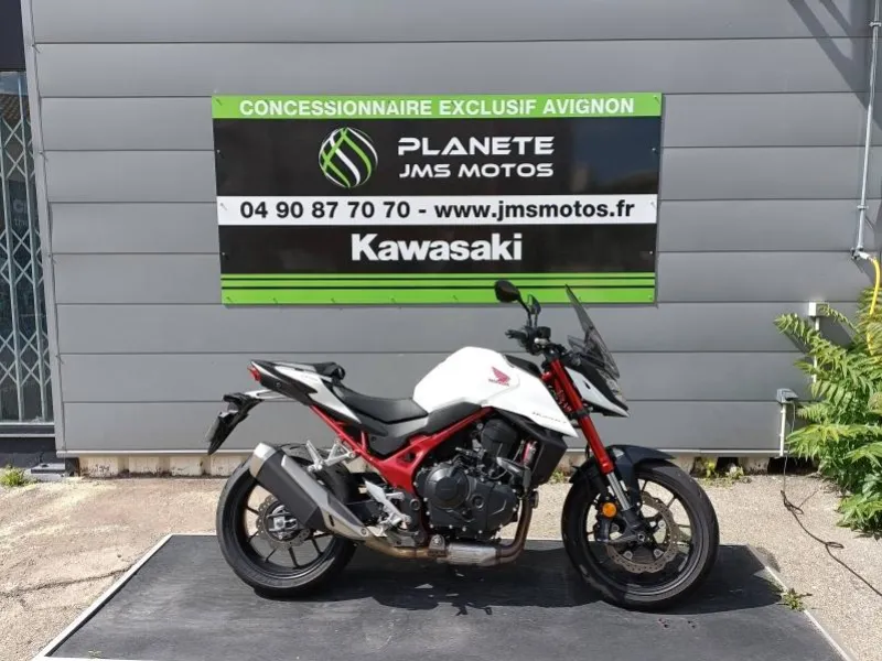 HONDA 750 Hornet TAMPON + BULLE  6066 KMS A SAISIR