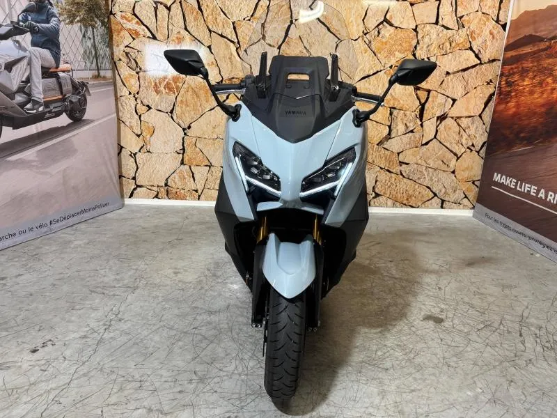 YAMAHA XP TMAX 562 Tech MAX