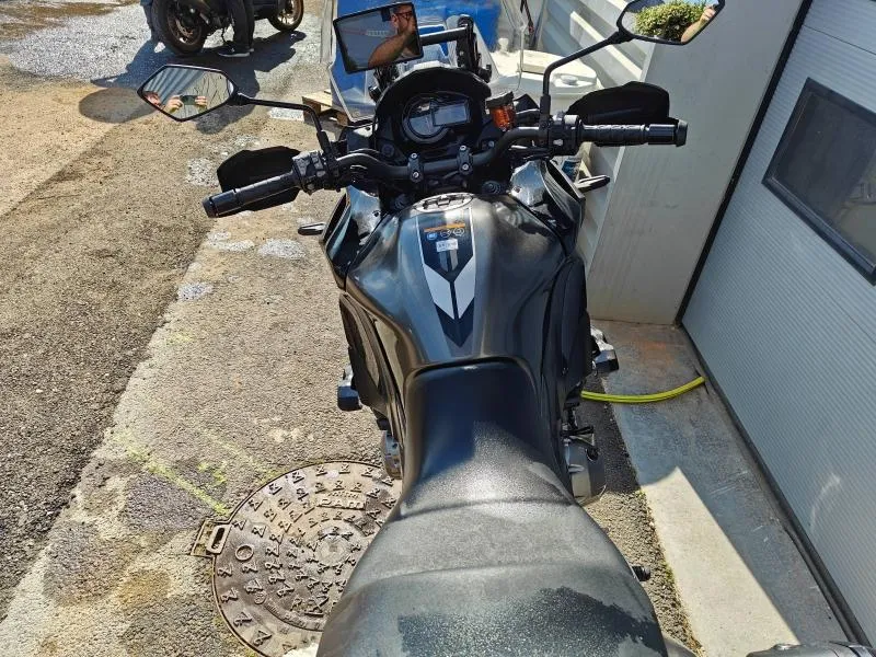 KAWASAKI 1000 2022