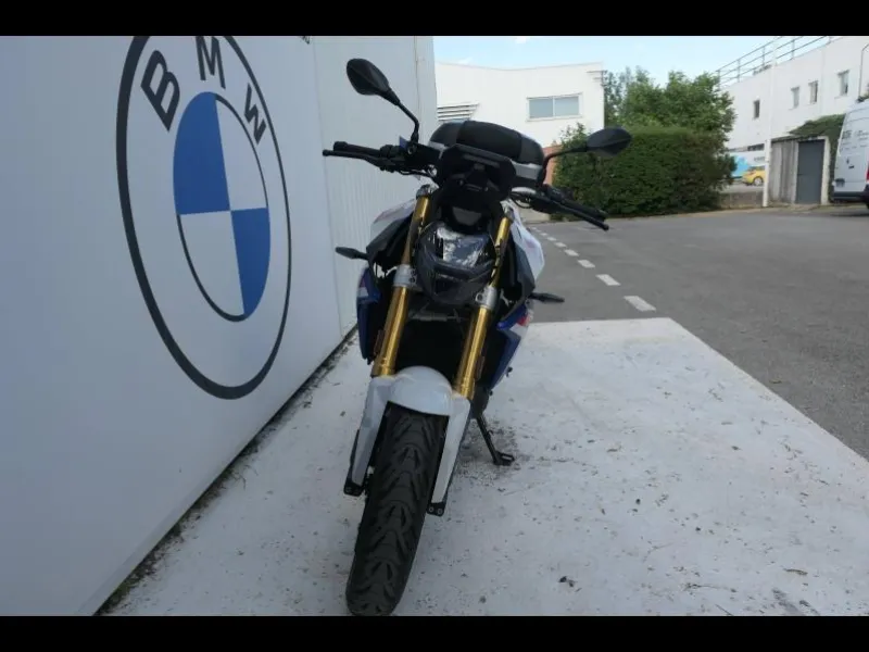 BMW 900 R A2 Style Sport Pack Actif + Confort + Top Case