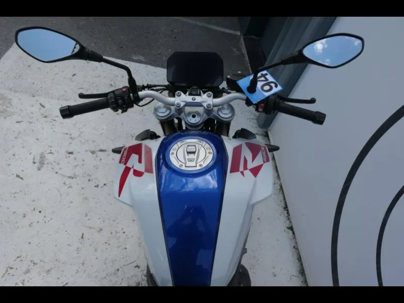 BMW 900 R A2 Style Sport Pack Actif + Confort + Top Case