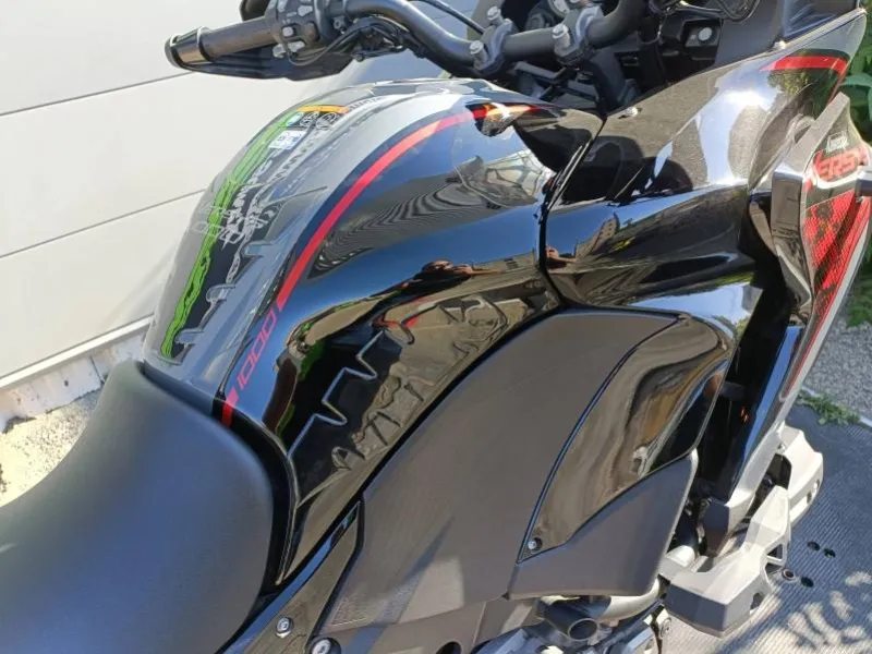 KAWASAKI 1000 S GRAND TOURER