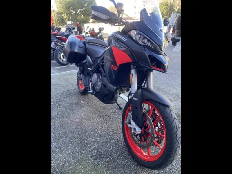 DUCATI Multistrada V2 S 937