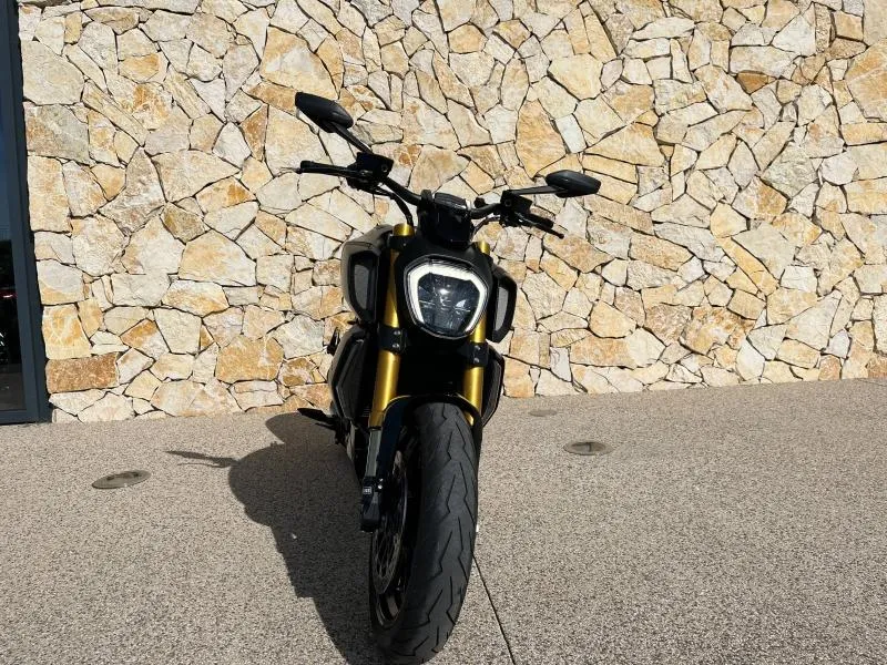 DUCATI 1260 S