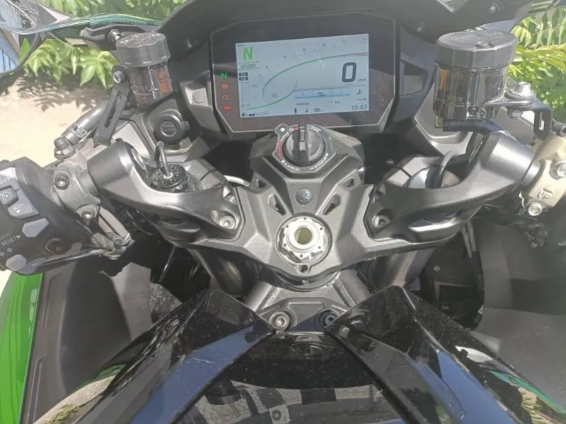 KAWASAKI 1000 SX SE 1ER MAIN GAR.12/02/2030