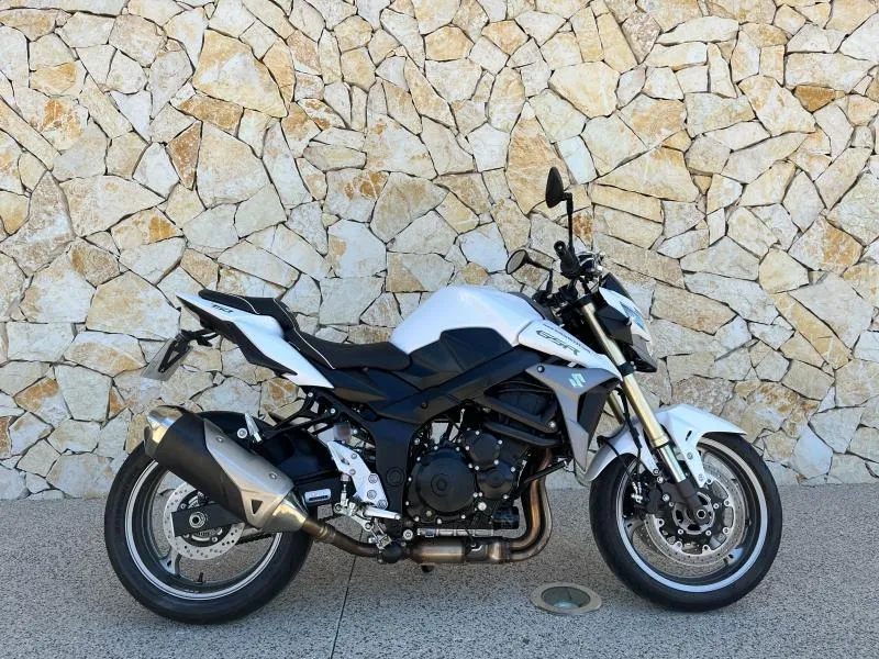 SUZUKI 750 ABS 2014 106CV + OPTIONS