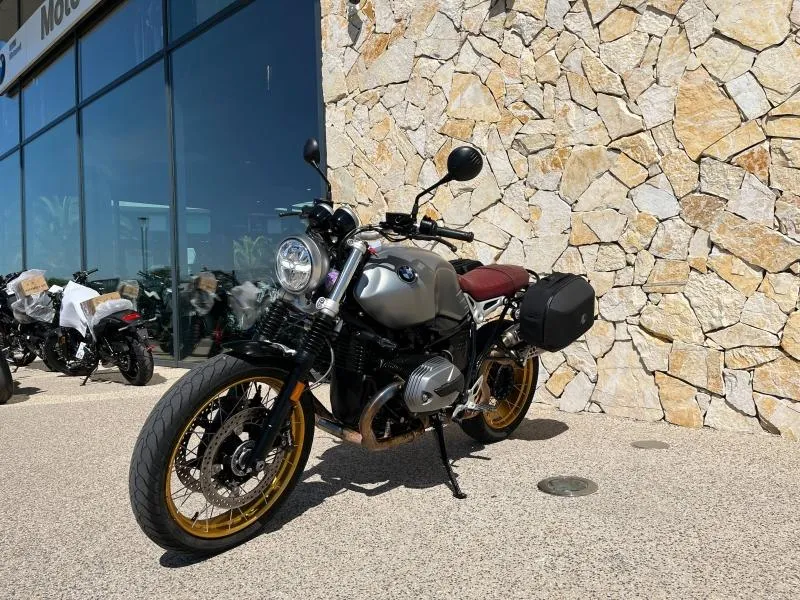 BMW 1200 NineT Scrambler + options