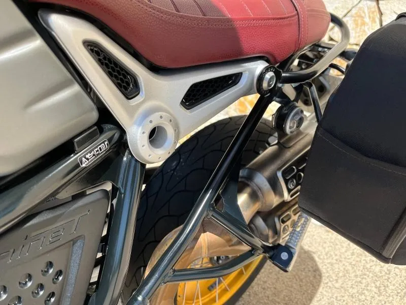 BMW 1200 NineT Scrambler + options