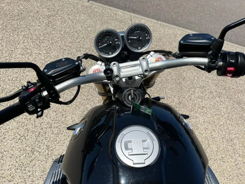 BMW 1200 NineT