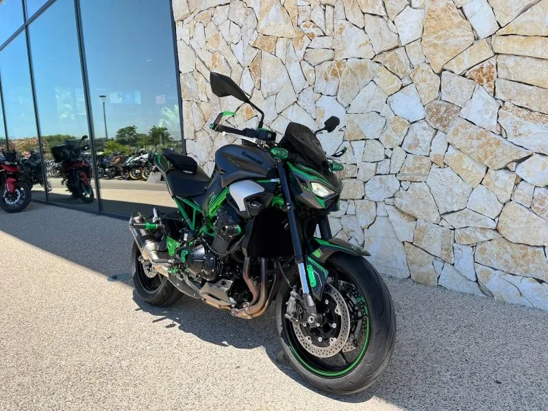 KAWASAKI 900 2025 125cv voir d'options