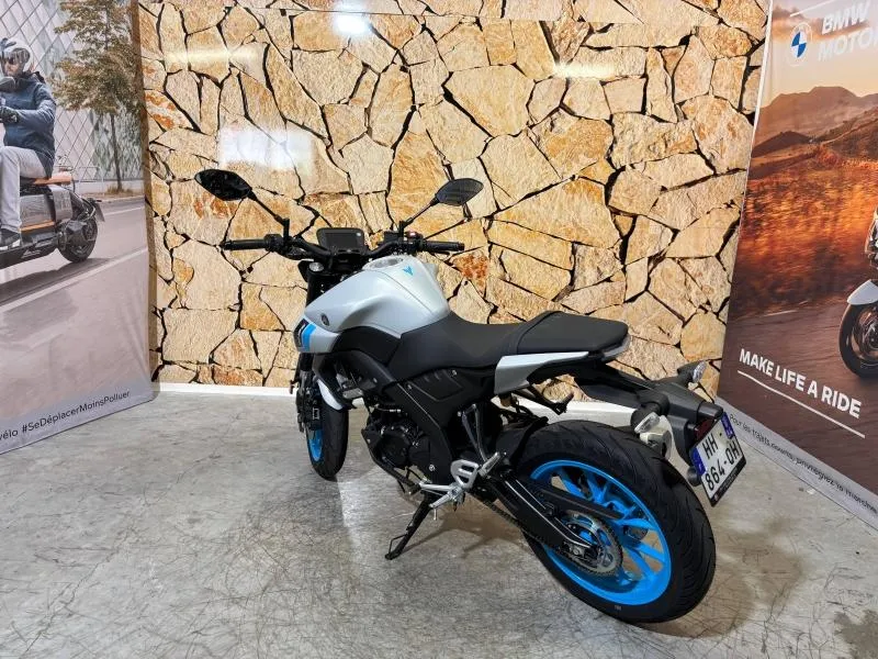 YAMAHA MT-125 125 ABS 2025