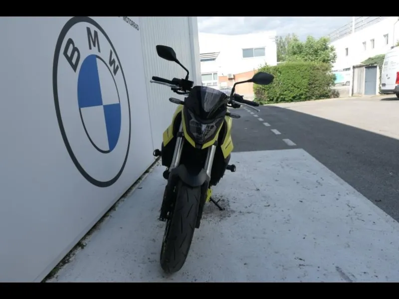 HONDA 750 Hornet A2 + Options