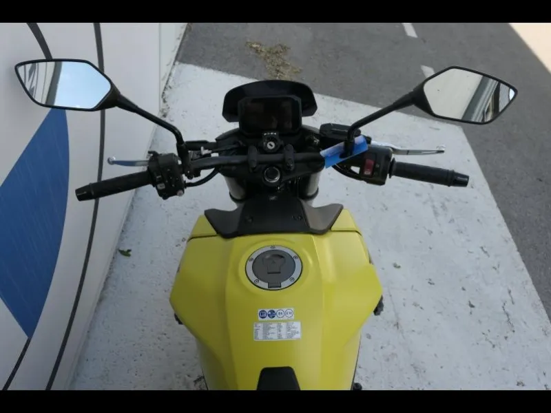HONDA 750 Hornet A2 + Options