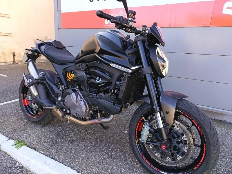 DUCATI Monster+ 937
