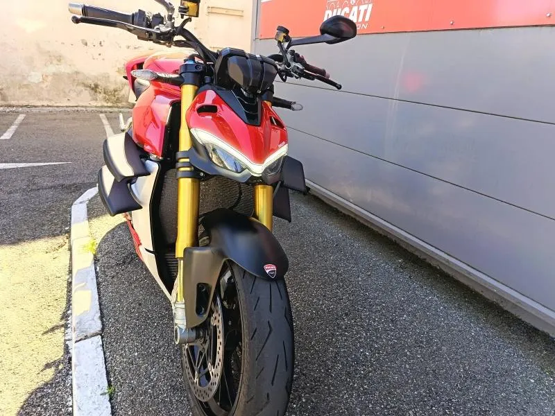 DUCATI 1103 Streetfighter V4 S