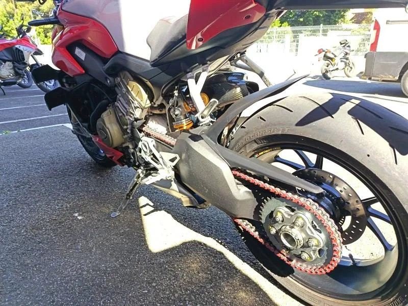 DUCATI 1103 Streetfighter V4 S
