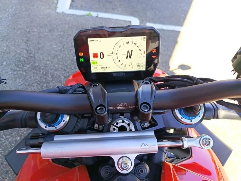 DUCATI 1103 Streetfighter V4 S