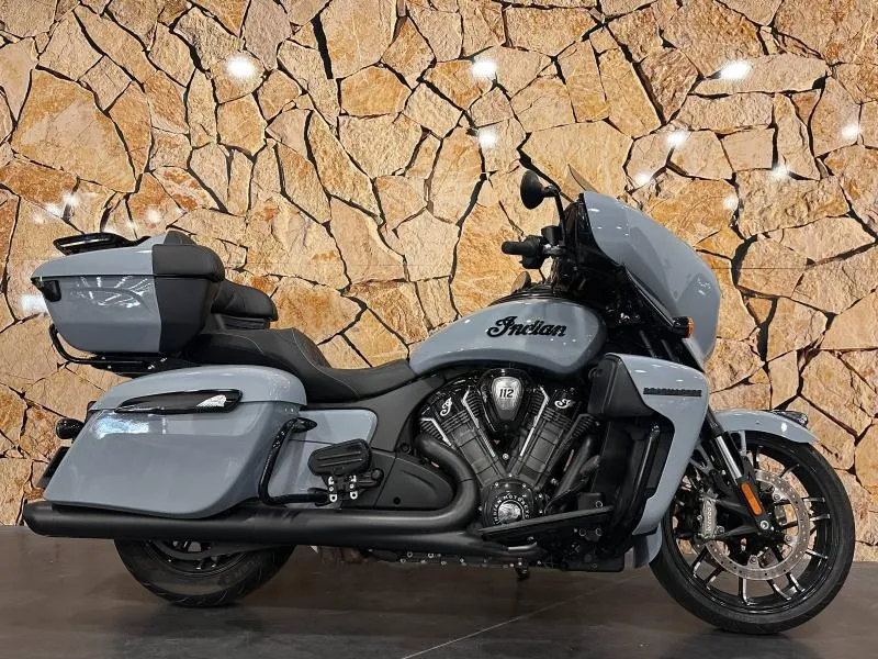 INDIAN ROADMASTER POWERPLUS DARK HORSE