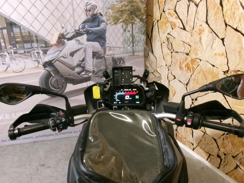 BMW R 1250 GS 3 PACKS + AKRAPOVIC + JANTES RAYONS