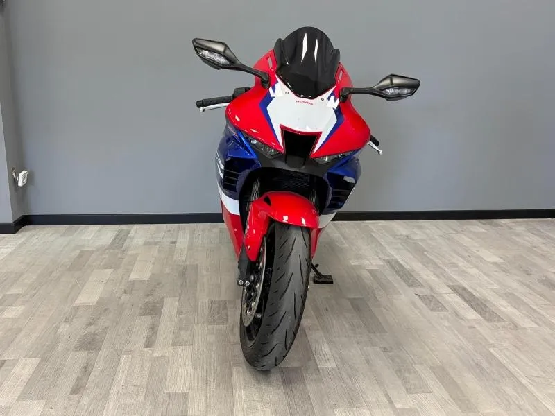 HONDA CBR 1000 RR-R Fireblade 2022