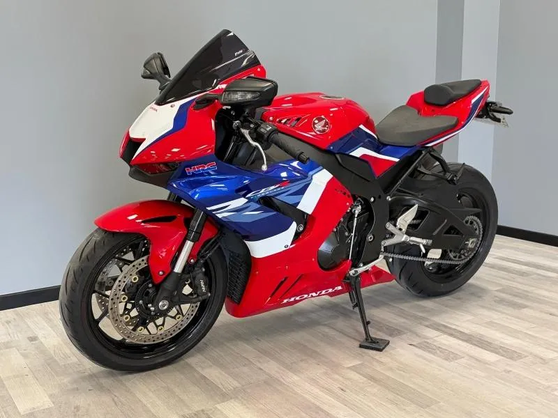HONDA CBR 1000 RR-R Fireblade 2022