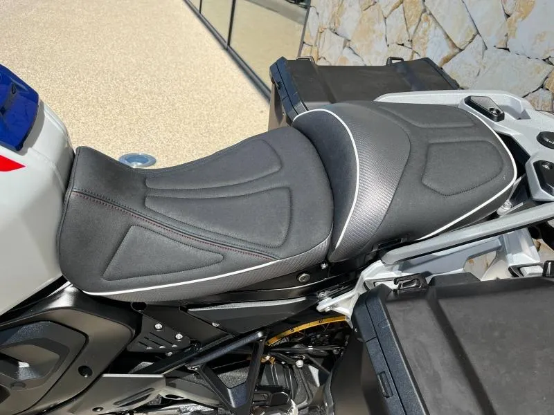 BMW 1300 GS Adventure + OPTIONS
