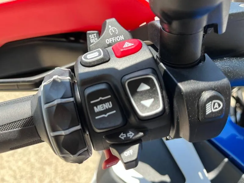 BMW 1300 GS Adventure + OPTIONS