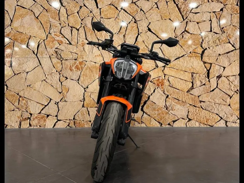 KTM Duke 890 GP