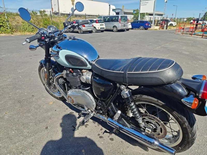 TRIUMPH Bonneville T120 1200 Chrome Edition