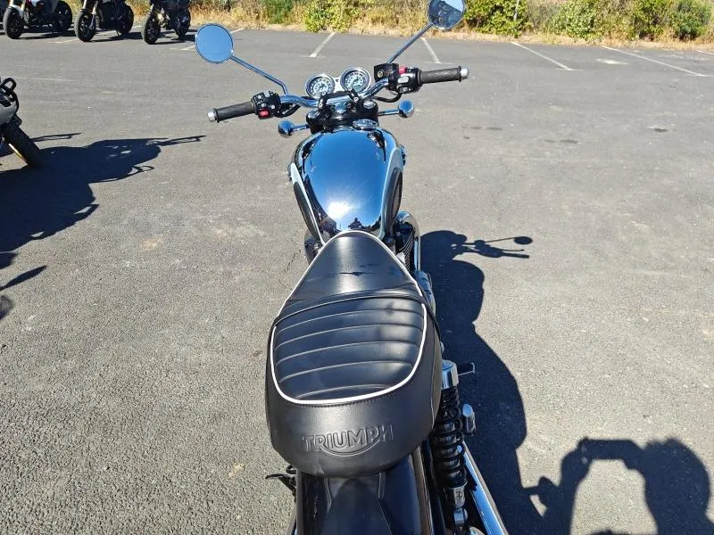 TRIUMPH Bonneville T120 1200 Chrome Edition
