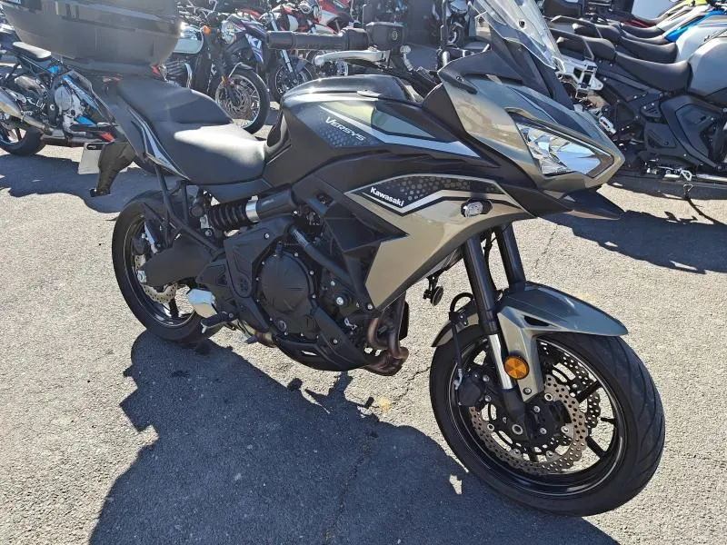 KAWASAKI Versys 650 Noir 2024