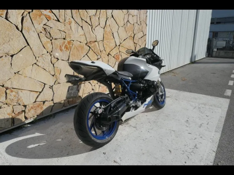 BMW SPORT