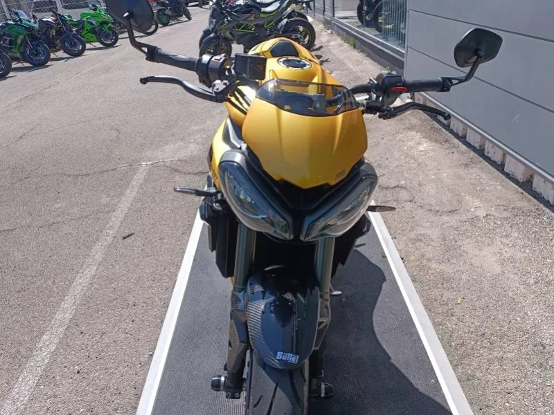 TRIUMPH 765 RS 2023 REVISEE A SAISIR
