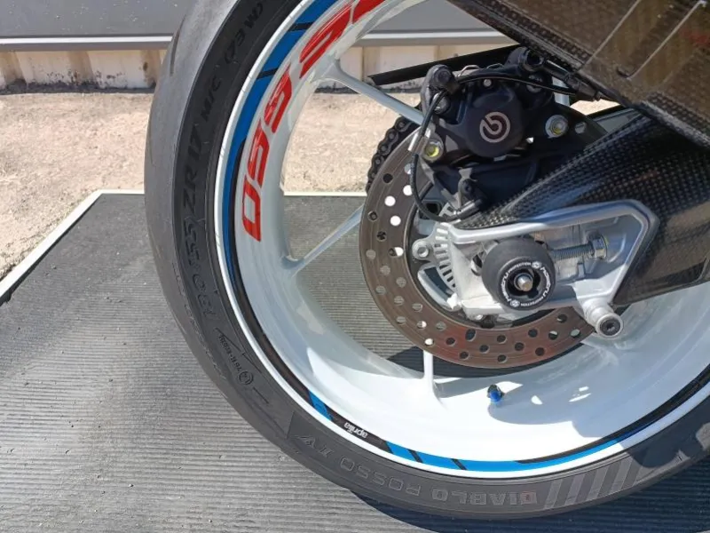 APRILIA RS 660 LIGNE AKRAPOVIC GARANTIE 06/05/2028