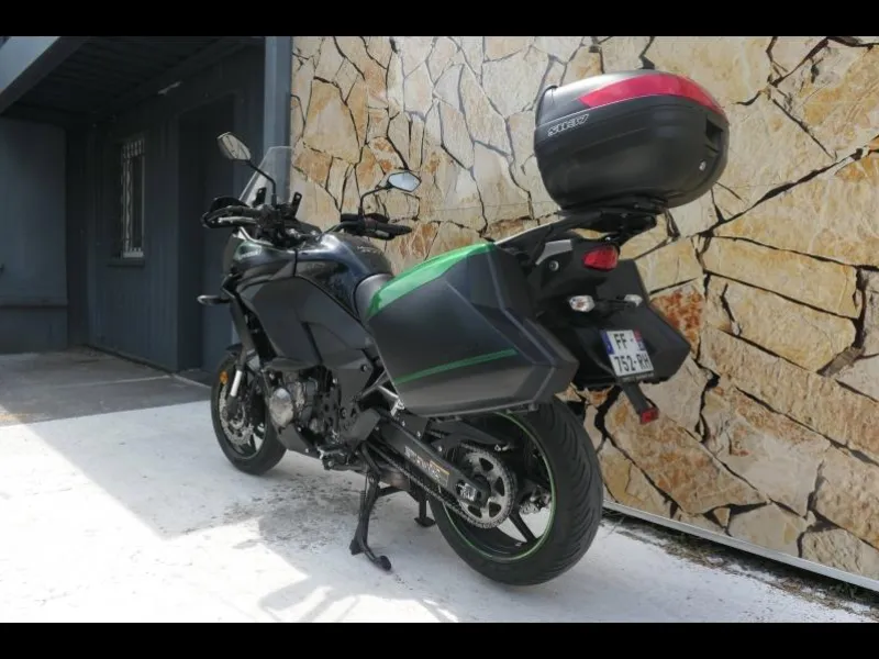 KAWASAKI 1000 2019