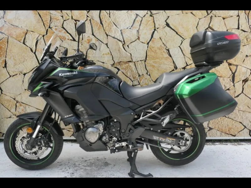 KAWASAKI 1000 2019