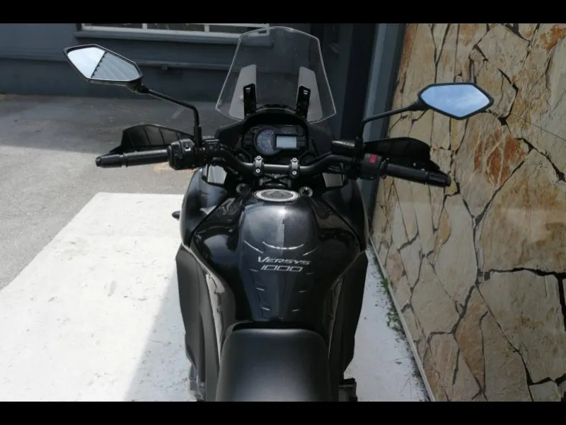 KAWASAKI 1000 2019