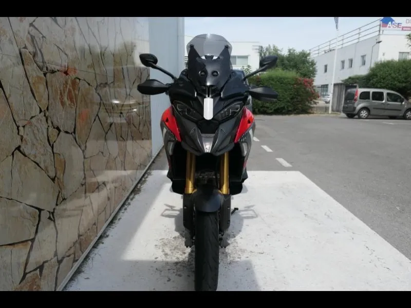 DUCATI V4 Pikes Peak + Options