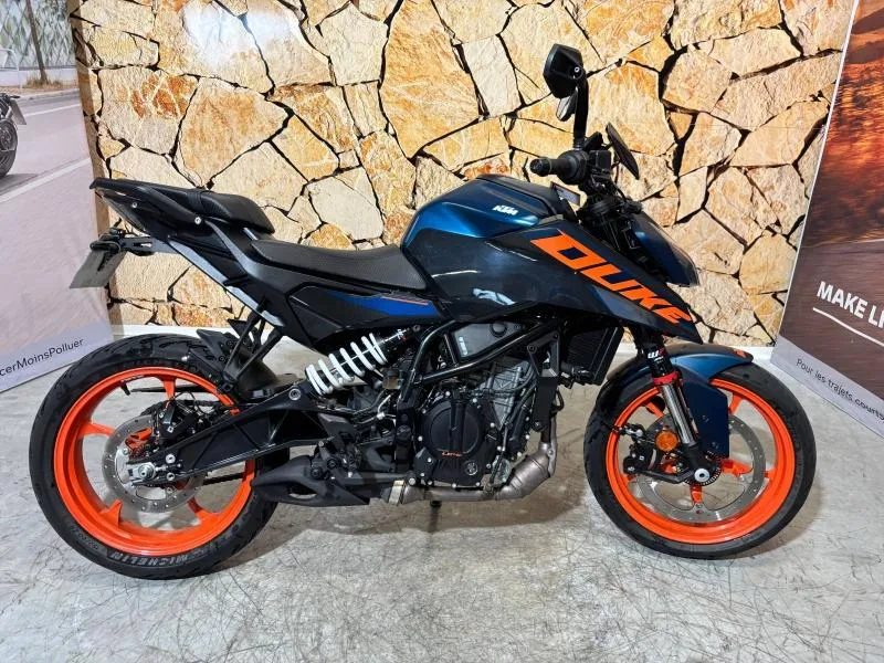 KTM Duke 125 2025