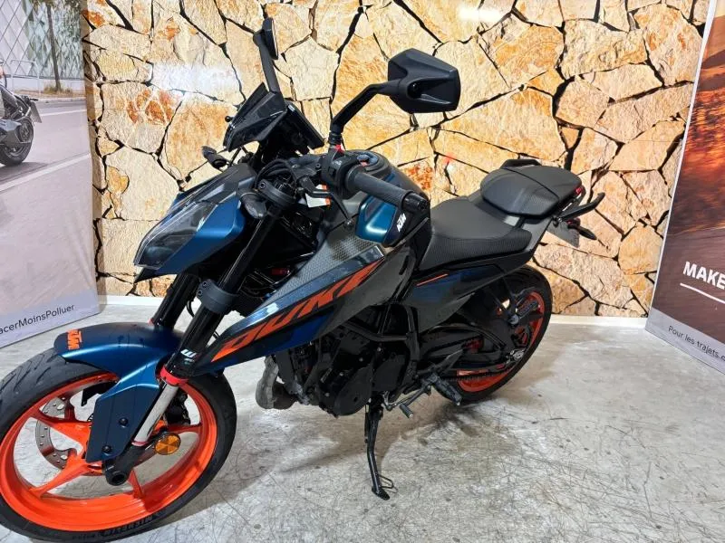 KTM Duke 125 2025
