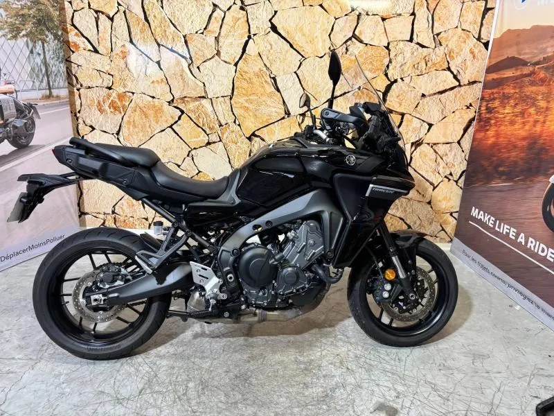 YAMAHA Tracer 9 900 2024