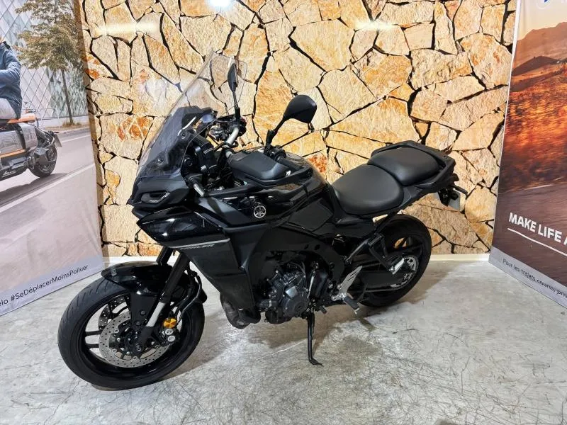 YAMAHA Tracer 9 900 2024